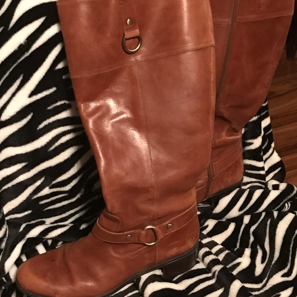 Wide calf riding boots