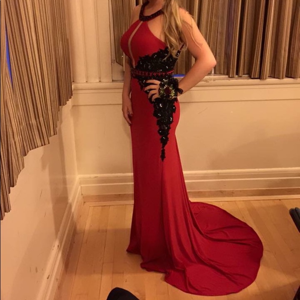 Formal Sherri Hill gown
