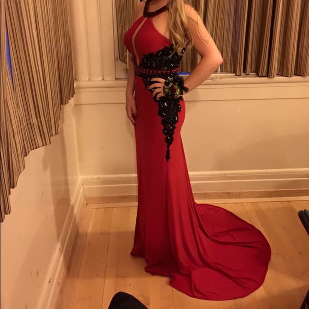 Formal Sherri Hill gown - Picture 2 of 6
