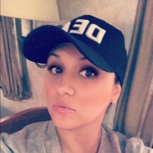 Meet your Posher, Andie