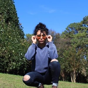 Meet your Posher, Isabel