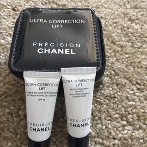 Chanel ultra correction lift