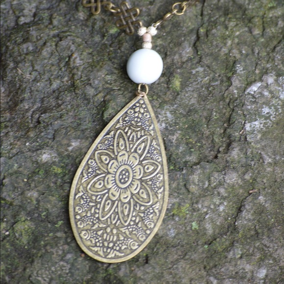 Handmade necklace - Picture 3 of 6