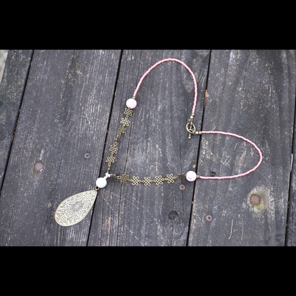 Handmade necklace - Picture 1 of 6