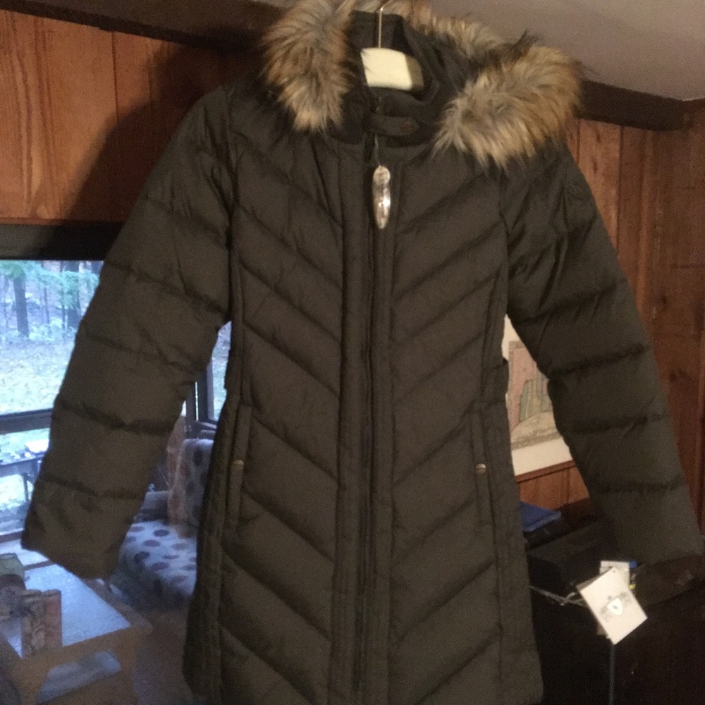 Larry Levine Coat with faux fur trimmed hood