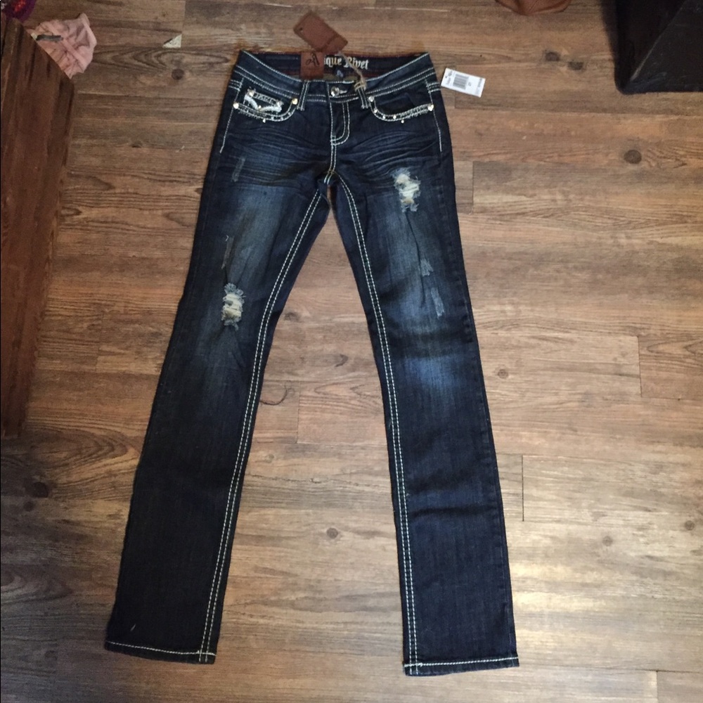 Antique Rivet Denise Jeans Size 27 Straight AR5408