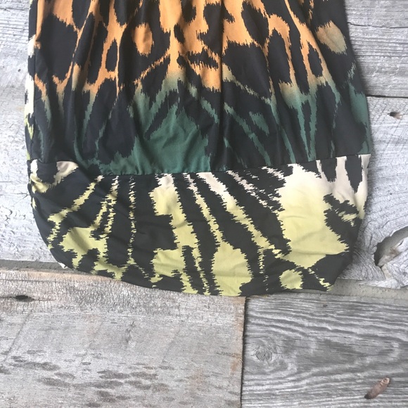 Halter top - Picture 3 of 4