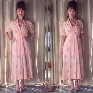 VINTAGE PALE PINK FLORAL PATTERN HOUSEDRESS