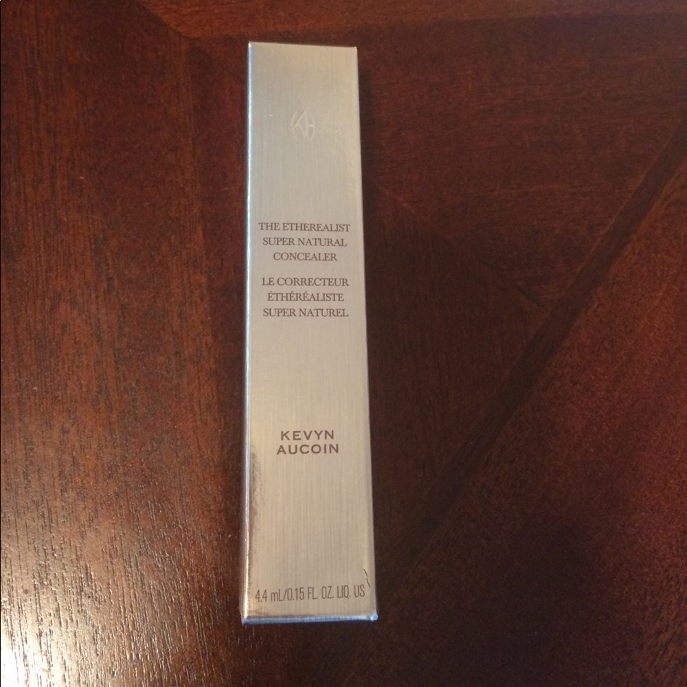 Kevyn Aucoin Concealer