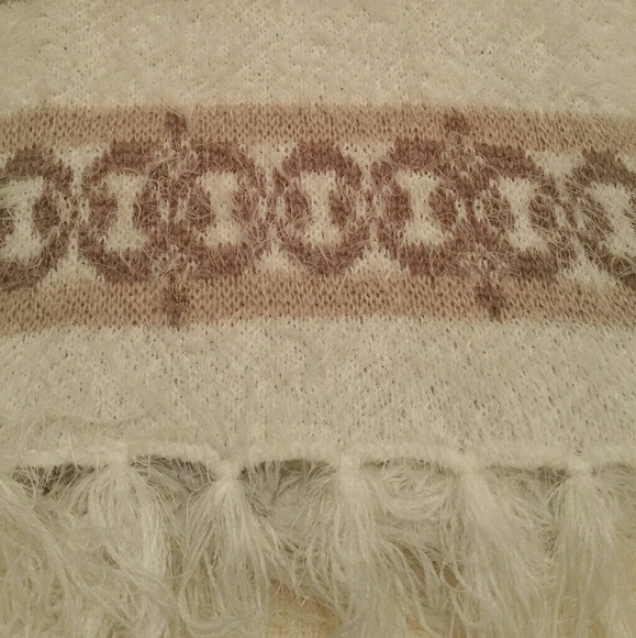 🏮SOLDOUT 🏮Charter Club Super Soft Neck wrap. - Picture 4 of 5