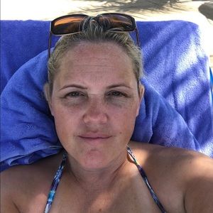 Meet your Posher, Kareb