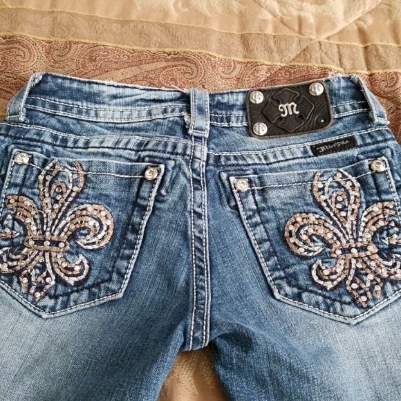 Jeans - Picture 2 of 4