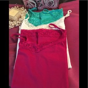 💥Christopher Banks Bundle of Cami’s