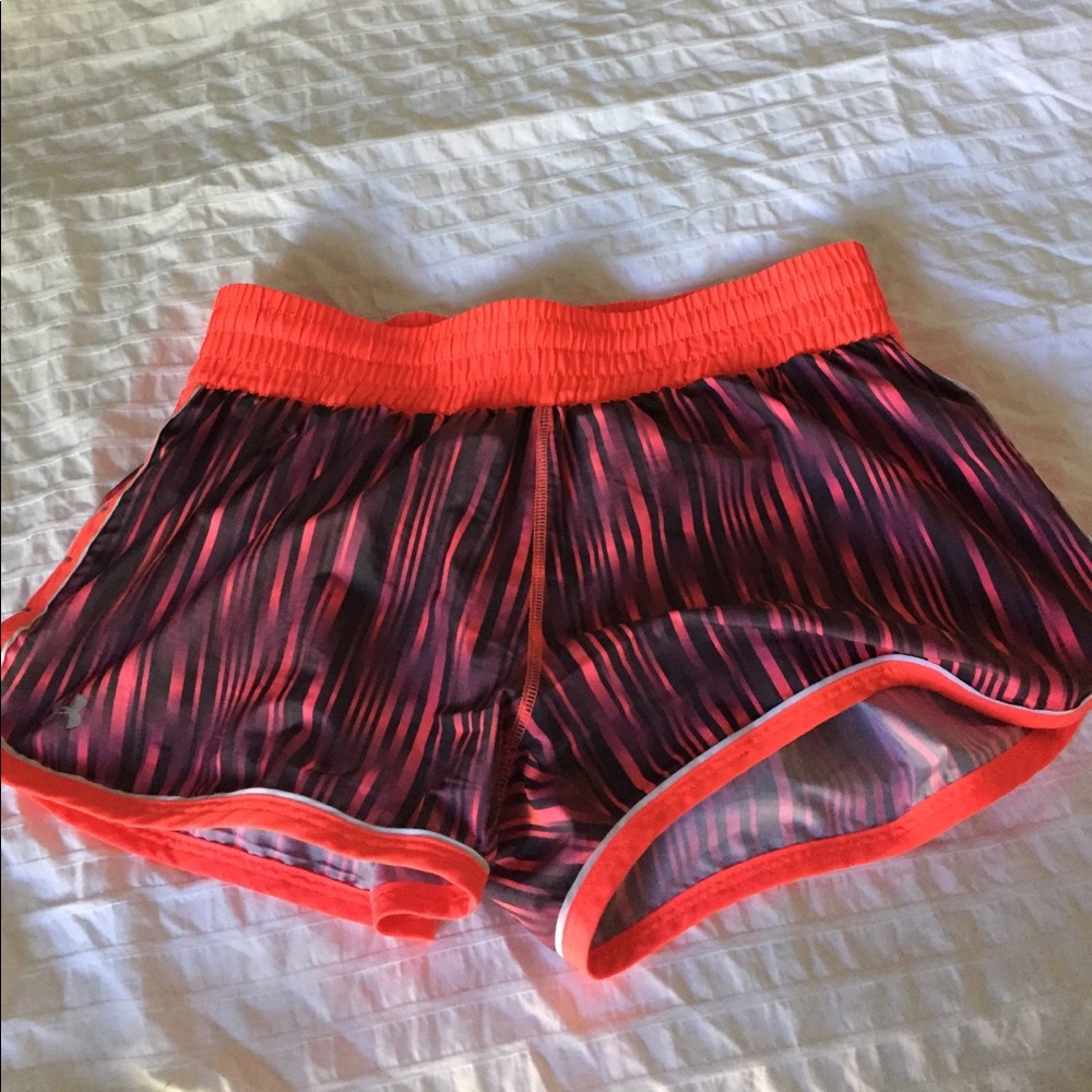 Under armour workout shorts Small