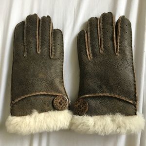 Authentic ugg gloves