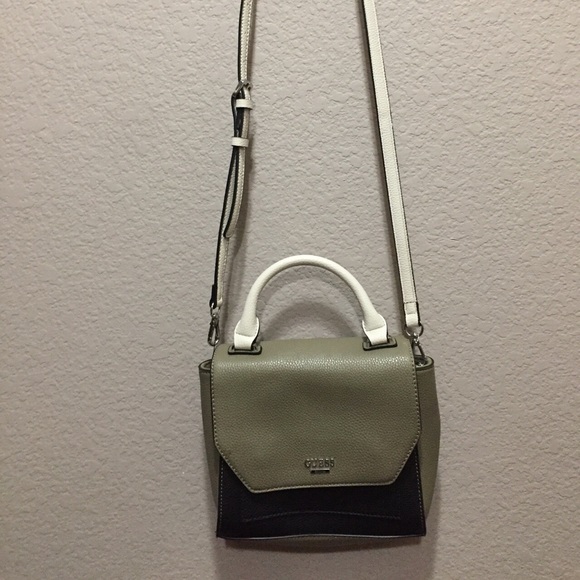 Guess Handbags - Tri-colored Guess shoulder purse.
