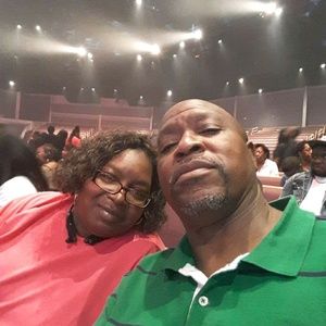 Meet your Posher, Lena