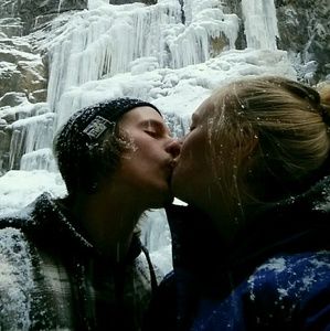 Meet your Posher, Leigh