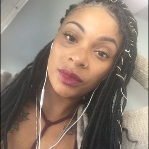 Meet your Posher, Nutasha