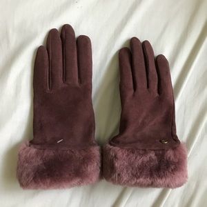 Authentic ugg gloves