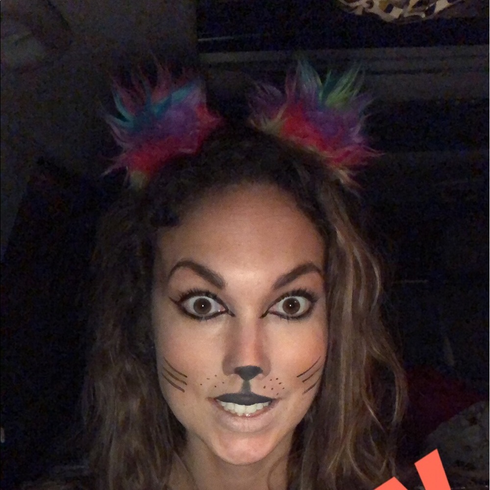 Meet your Posher, Mindy