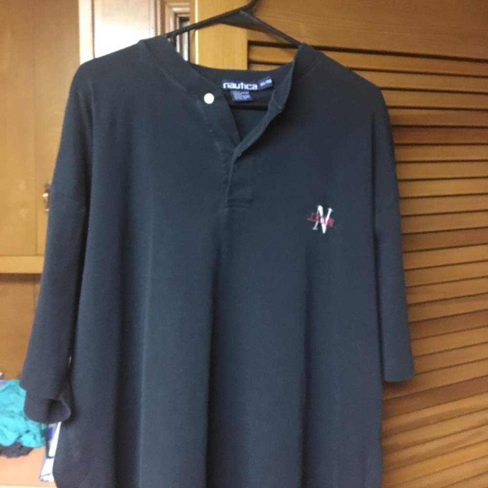 Men’s nautica shirt