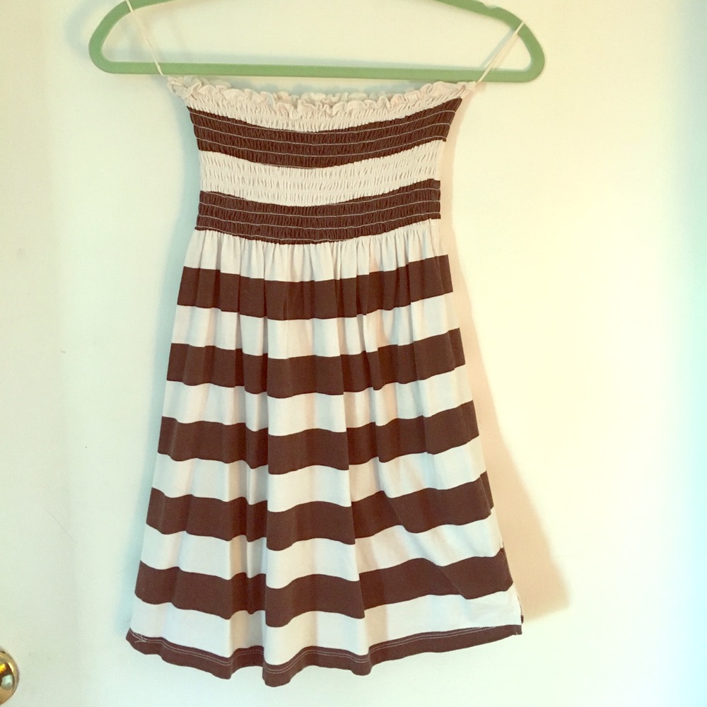 Strapless dress