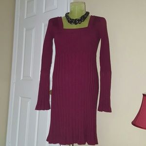WINE SWEATER DRESS