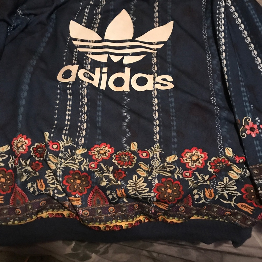 Adidas sweat suit