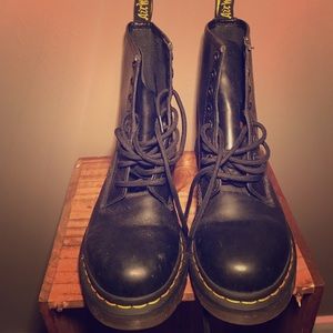 Dr Martens Black