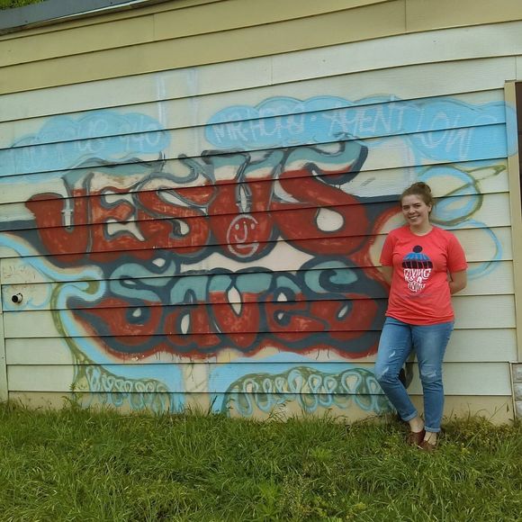 Meet your Posher, Sarah - Picture 1 of 1