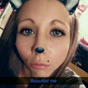 Meet your Posher, Dena