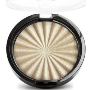 Ofra Rodeo Drive Highlighter