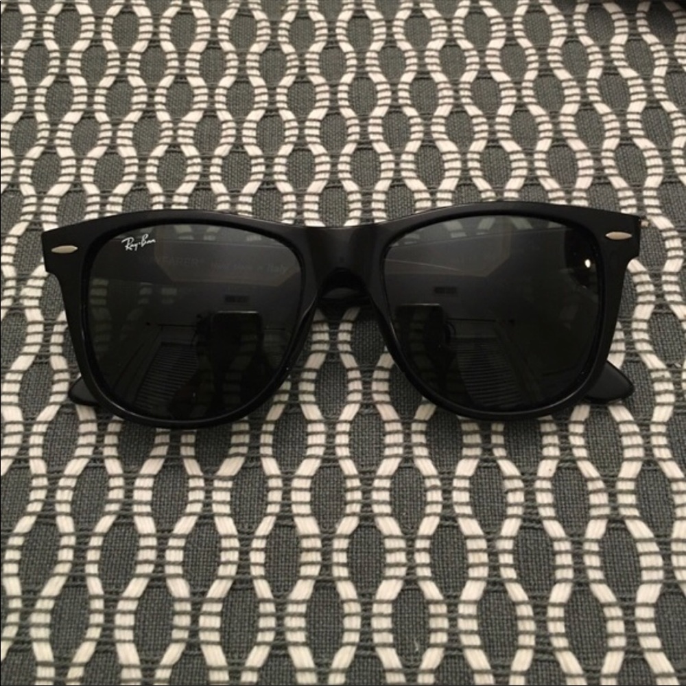 Ray-Ban Wayfarers