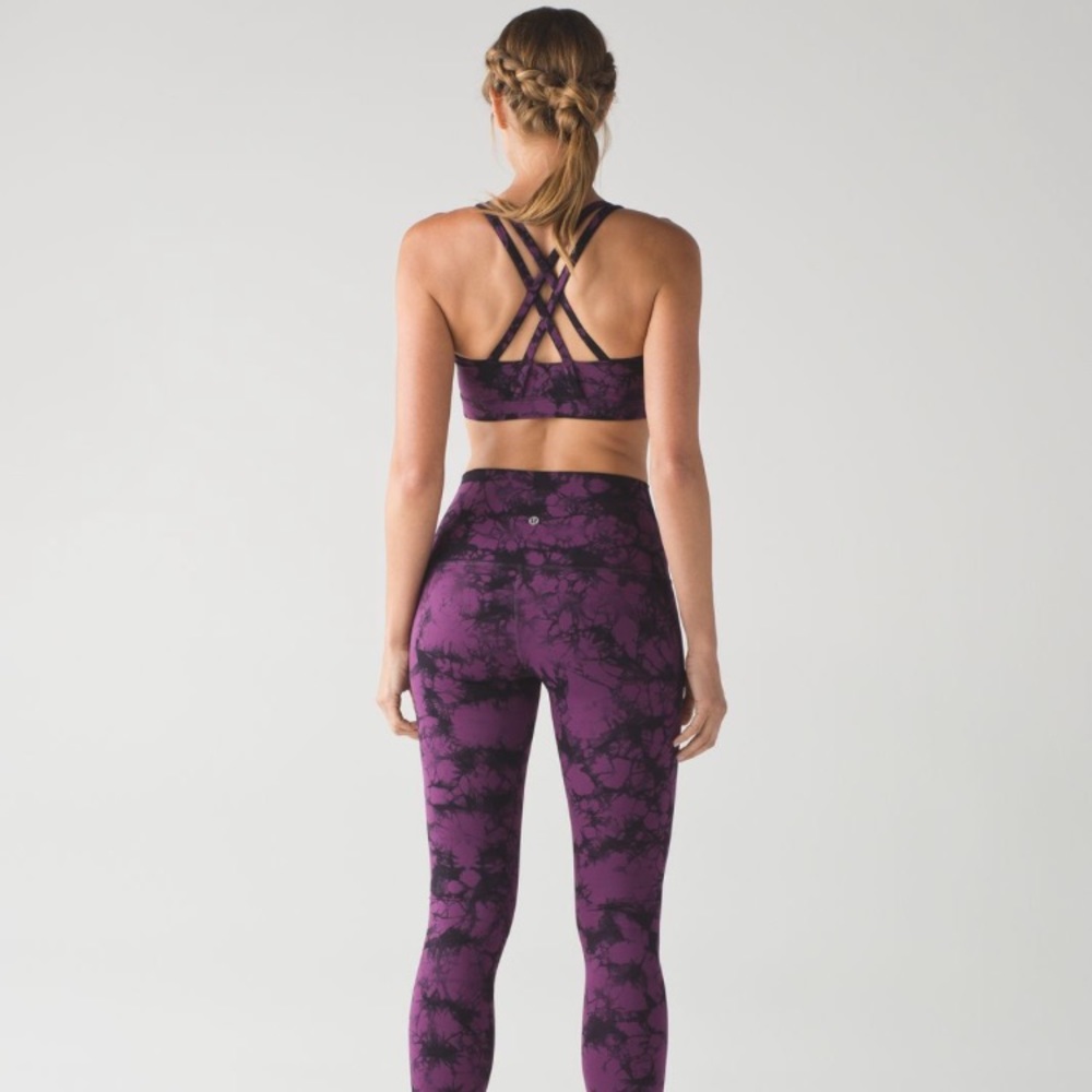 Wunder Under Darkest Magenta Shibori