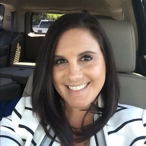 Meet your Posher, Stacy