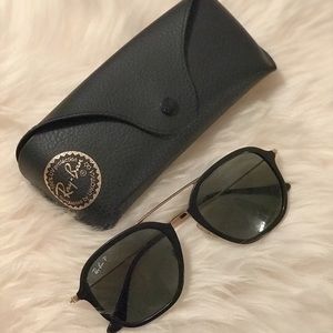 Black Ray Ban sunglasses