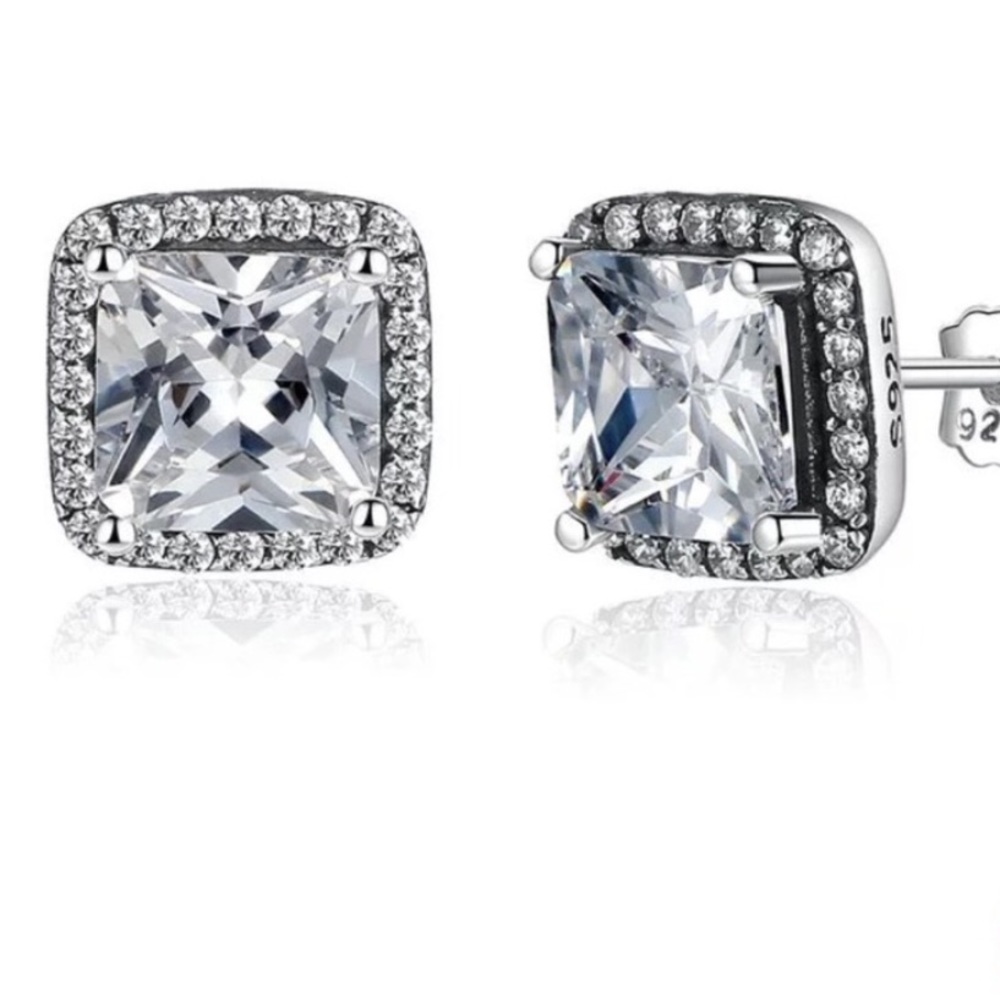 NEW PRINCESS CUT CZ STERLING SILVER STUD EARRINGS
