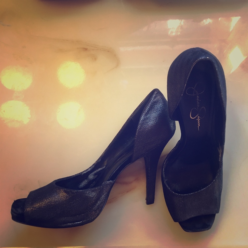 Jessica Simpson Josette Pump Tarnish Gold