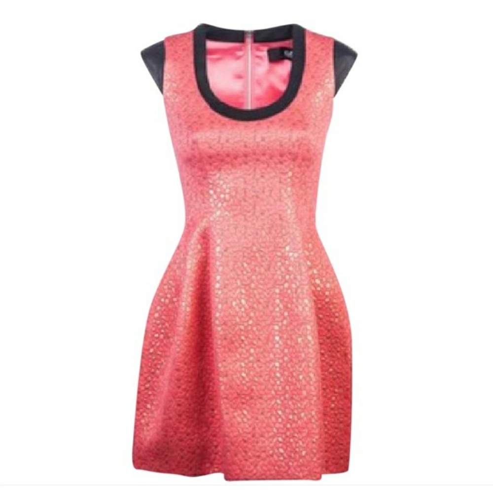 Cut 25 dress size 6