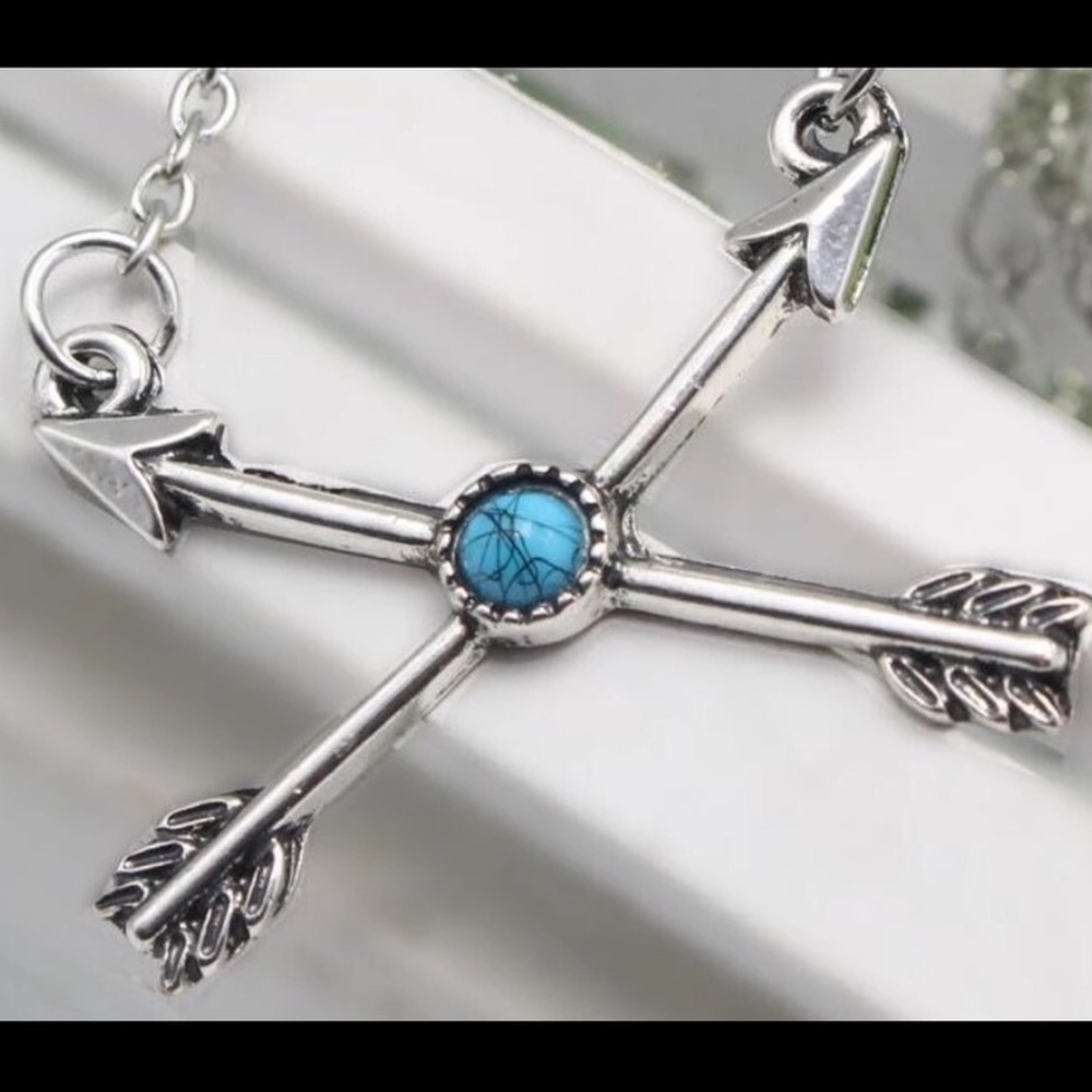 NEW TURQUOISE SILVER TONE CROSSED ARROW NECKLACE