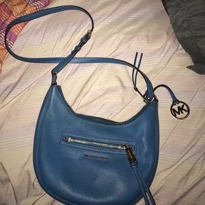 Micheal Kors Blue Crossbody purse