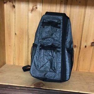 Thirty-One Sling Back Bag