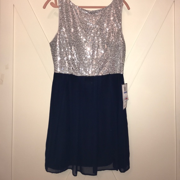 Fancy Navy Blue Dress Women’s XL Prom - Picture 1 of 4