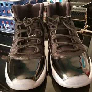 Space Jams 11.. used condition size 7y