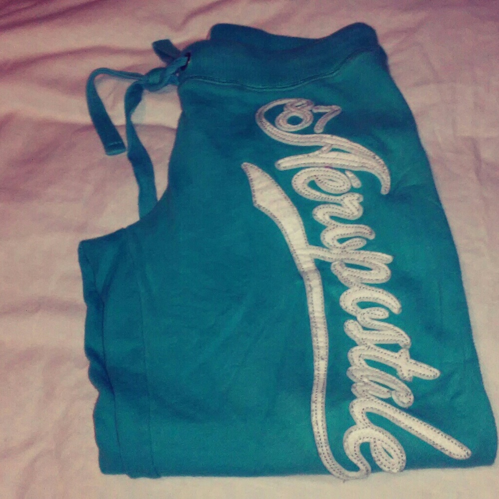 Aeropostale Capri Sweatpants SM