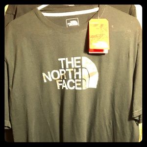 North Face men’s black T-shirt in XL