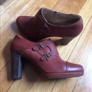 Clarks Flyrt Fancy Cognac Leather Bootie size 11