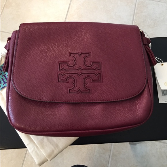 🆕Tory Burch Harper Messenger bag in Dark Merlot. - Picture 2 of 8