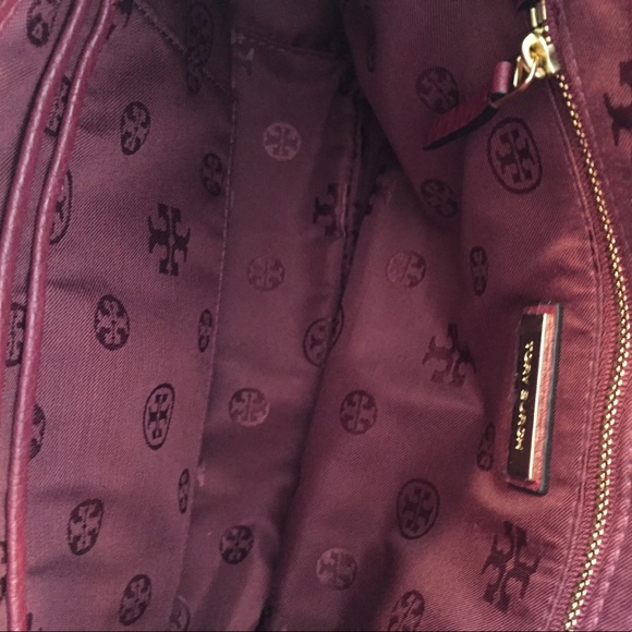 🆕Tory Burch Harper Messenger bag in Dark Merlot. - Picture 4 of 8